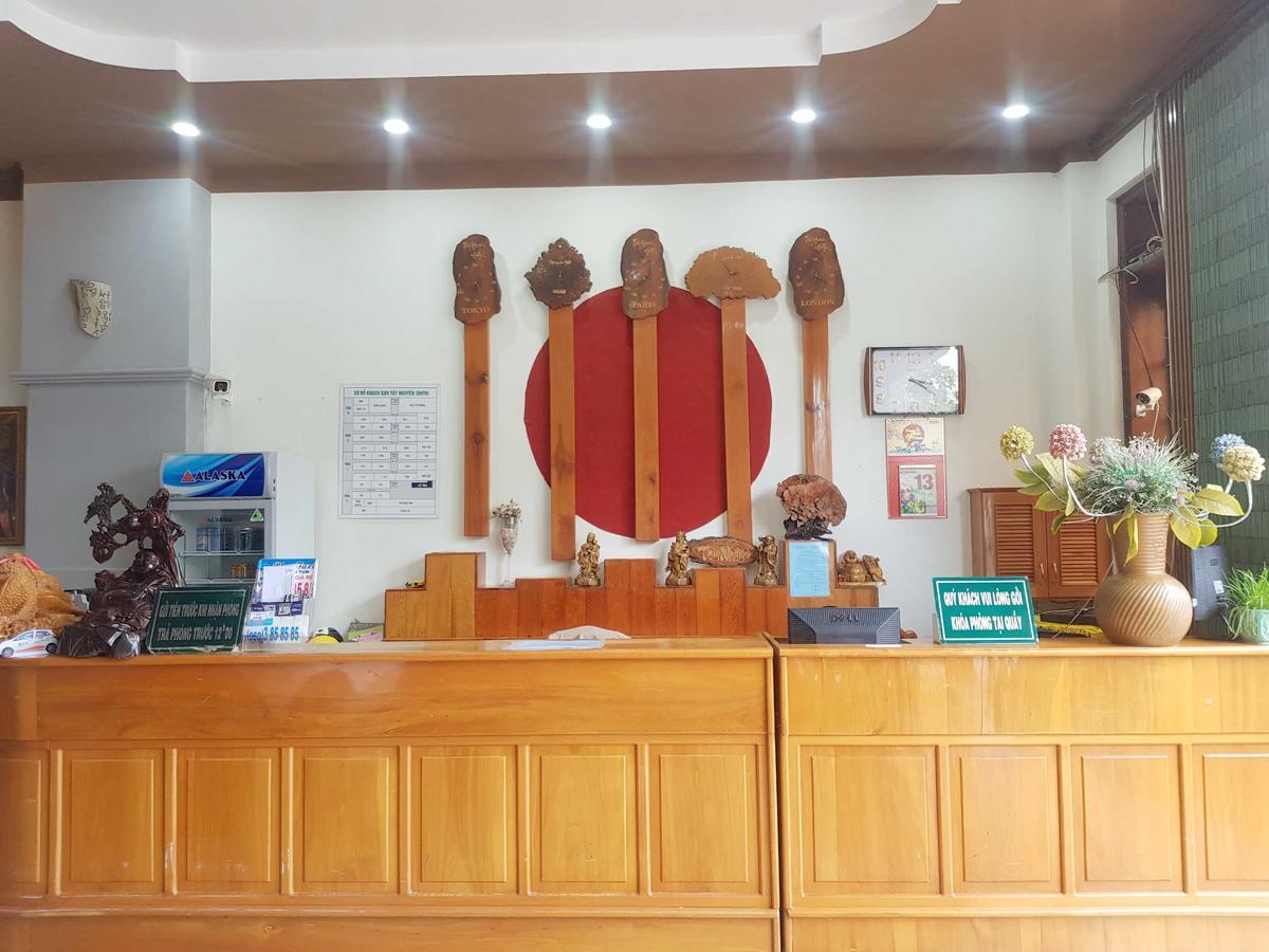 Tay Nguyen Hotel Kon Tum Exterior foto
